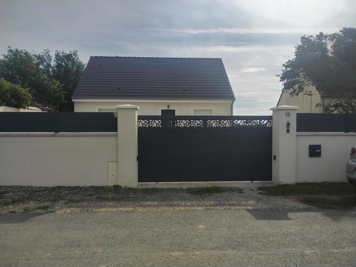 Petite Maison Au Calme Poupry Zewnętrze zdjęcie