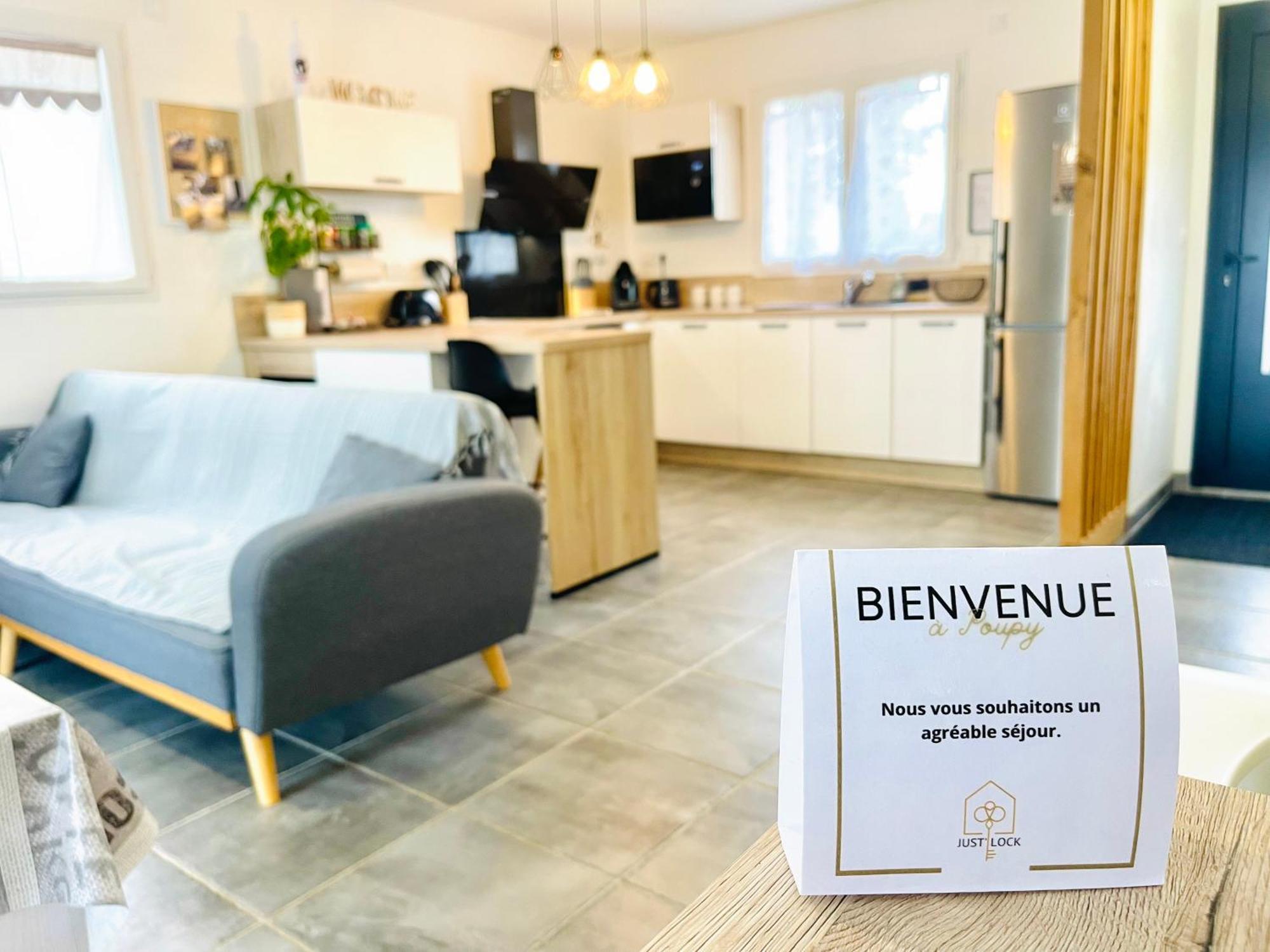 Petite Maison Au Calme Poupry Zewnętrze zdjęcie