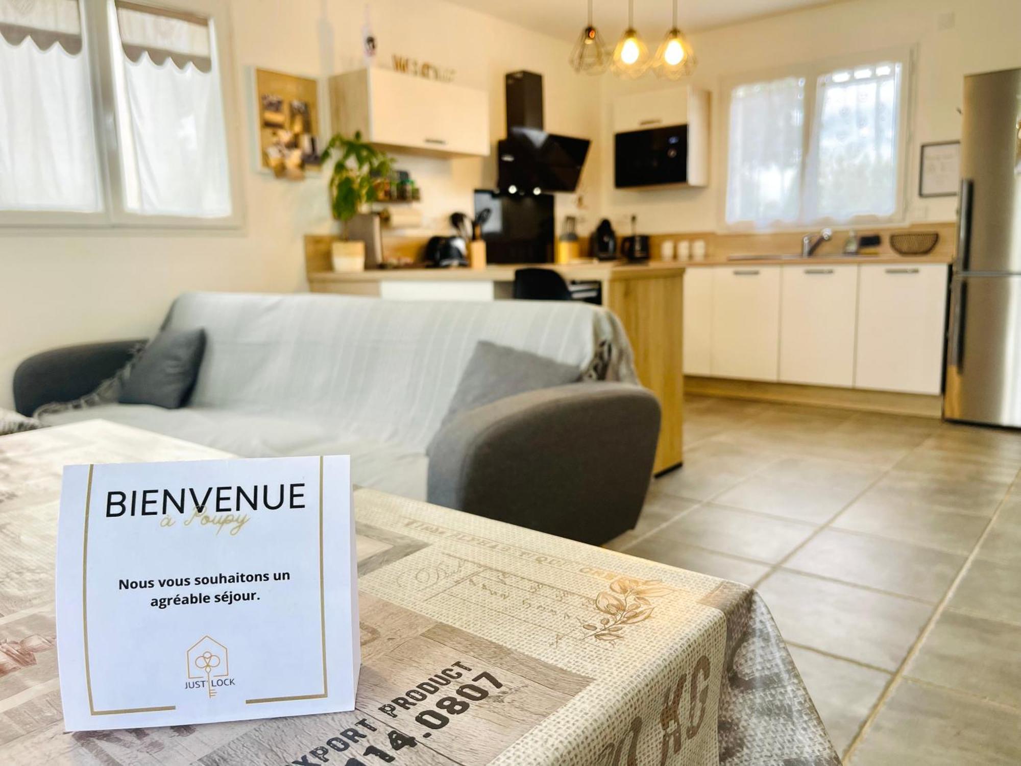 Petite Maison Au Calme Poupry Zewnętrze zdjęcie