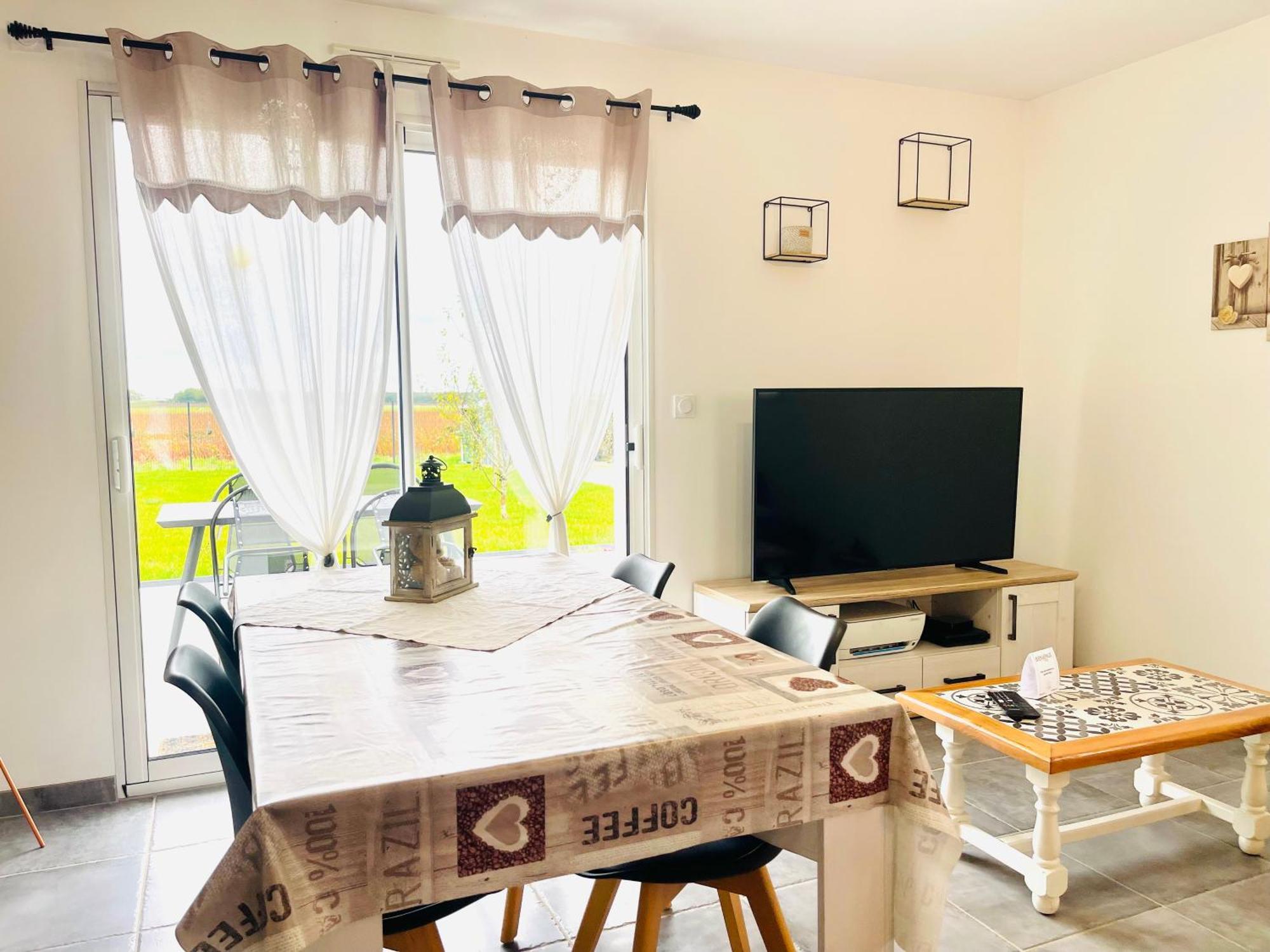 Petite Maison Au Calme Poupry Zewnętrze zdjęcie